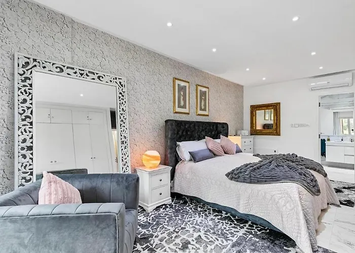 アパート 3bed , Heated Swimming Pool , Mountain Views クークリア